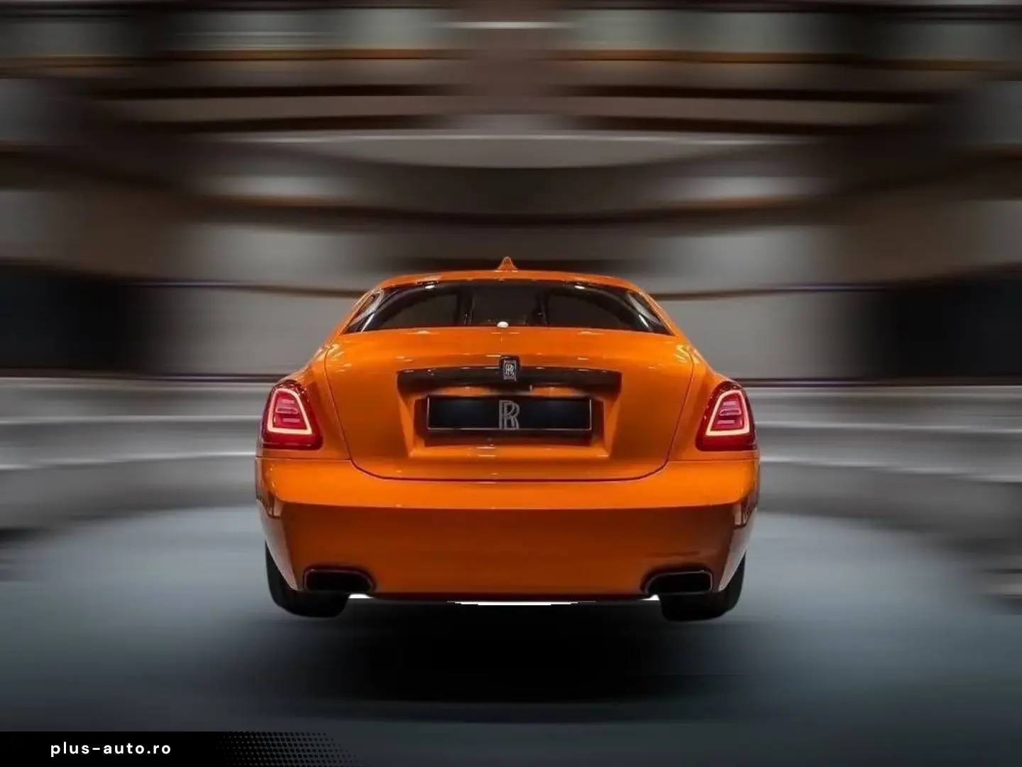 ROLLS ROYCE Ghost Black Badge HUD TV Massage