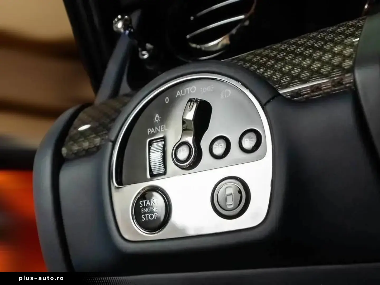 ROLLS ROYCE Ghost Black Badge HUD TV Massage