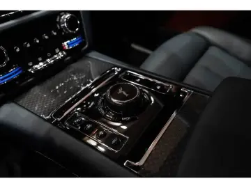 ROLLS ROYCE Ghost Black Badge HUD TV Massage