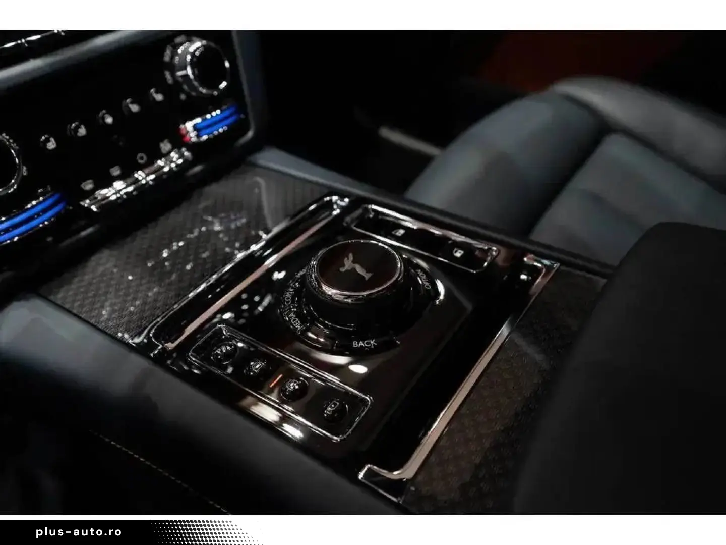 ROLLS ROYCE Ghost Black Badge HUD TV Massage