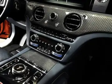 ROLLS ROYCE Ghost Black Badge HUD TV Massage