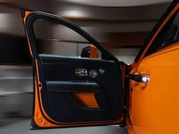 ROLLS ROYCE Ghost Black Badge HUD TV Massage