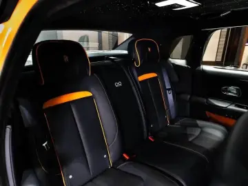 ROLLS ROYCE Ghost Black Badge HUD TV Massage