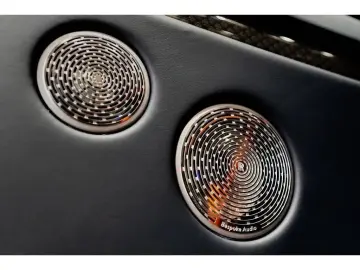 ROLLS ROYCE Ghost Black Badge HUD TV Massage