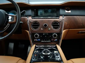 ROLLS ROYCE Cullinan