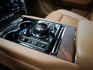 ROLLS ROYCE Cullinan