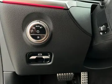 MERCEDES-BENZ CLE 200 Coupé AMG