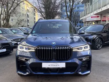 BMW X7 M50 i PANO HUD LIFT AHK LASER 360  B&W