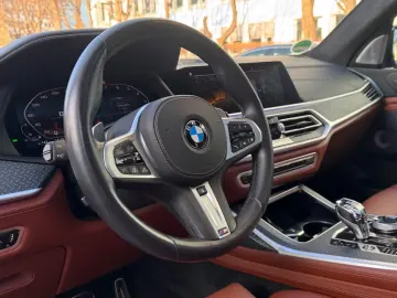 BMW X7 M50 i PANO HUD LIFT AHK LASER 360  B&W