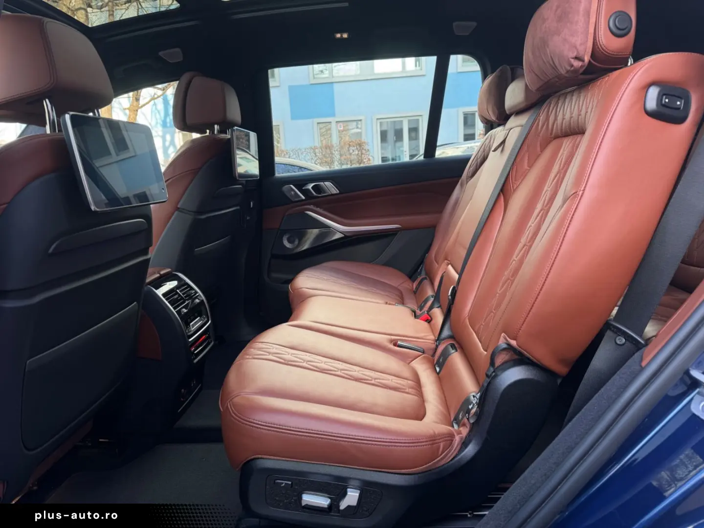 BMW X7 M50 i PANO HUD LIFT AHK LASER 360  B&W