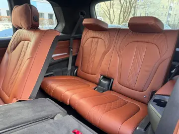 BMW X7 M50 i PANO HUD LIFT AHK LASER 360  B&W