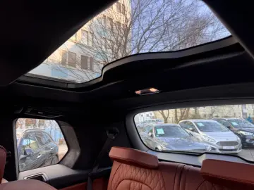 BMW X7 M50 i PANO HUD LIFT AHK LASER 360  B&W