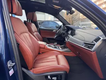 BMW X7 M50 i PANO HUD LIFT AHK LASER 360  B&W
