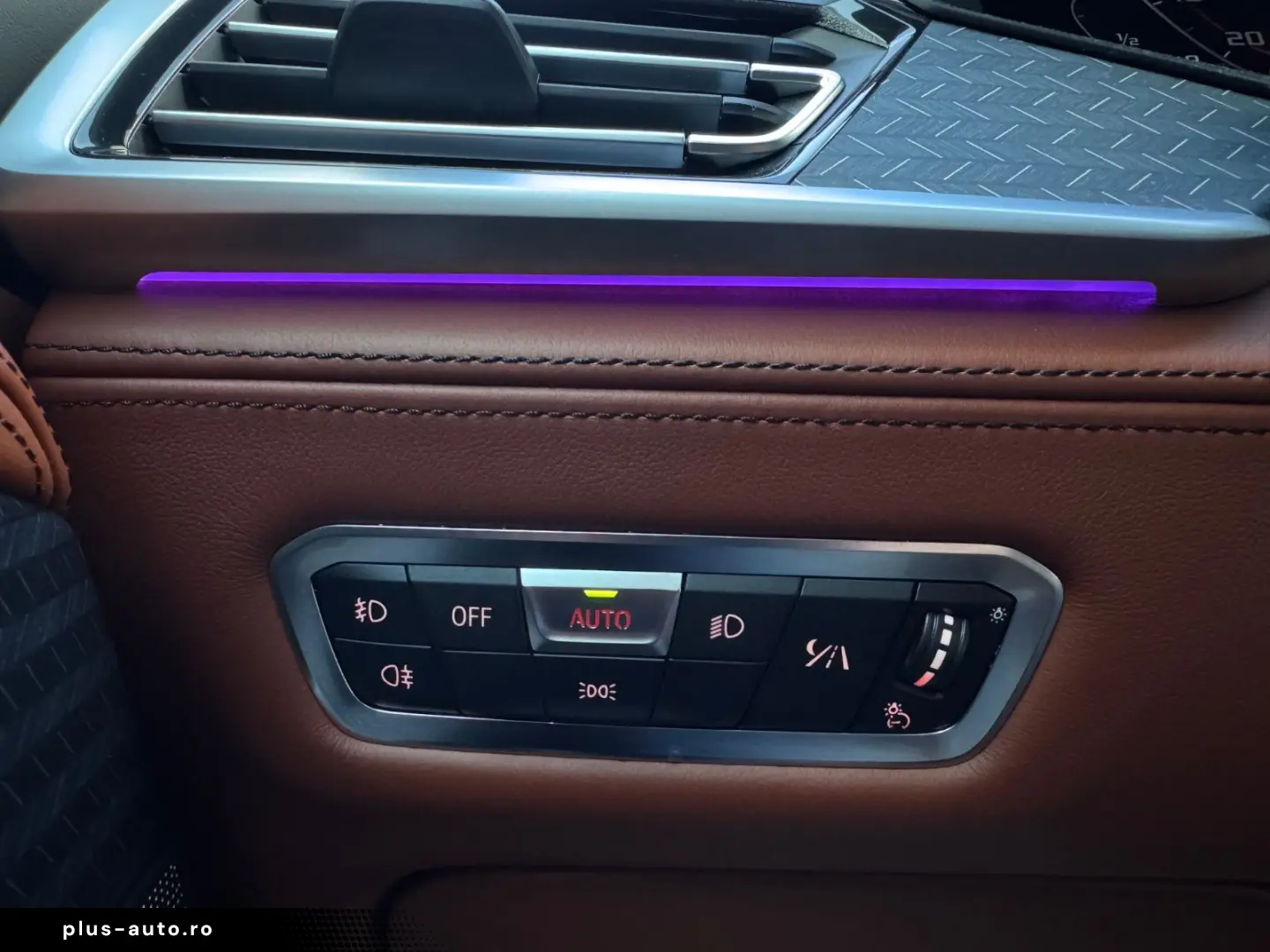 BMW X7 M50 i PANO HUD LIFT AHK LASER 360  B&W