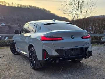 BMW X4 xDrive 20 d M Sport Pano LED AHK Kamera 20