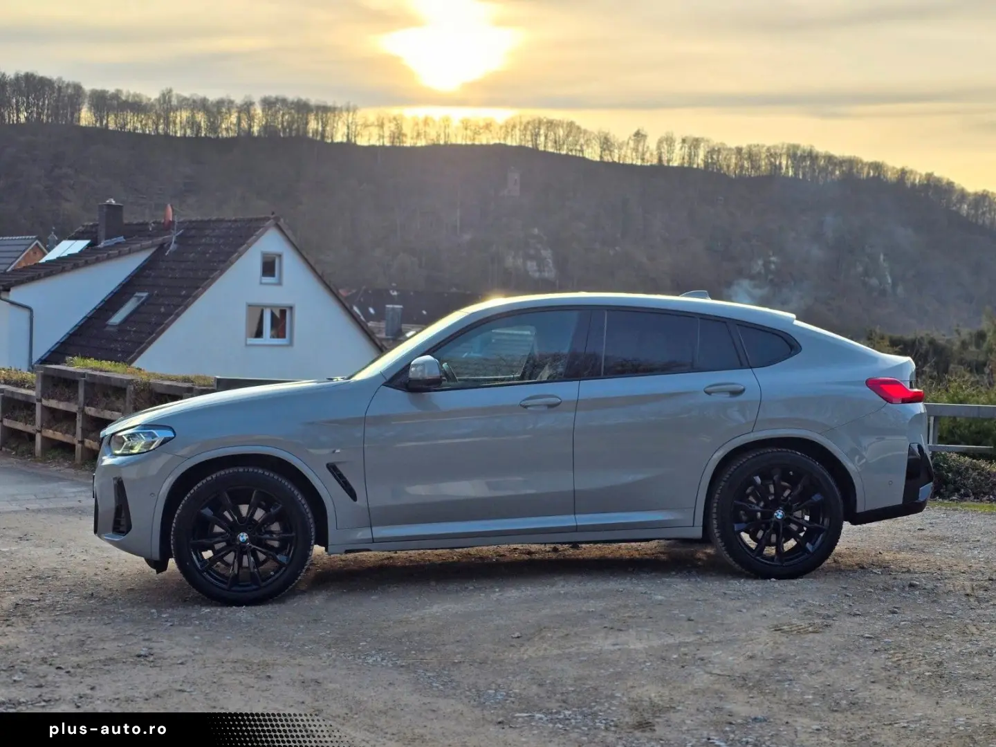 BMW X4 xDrive 20 d M Sport Pano LED AHK Kamera 20