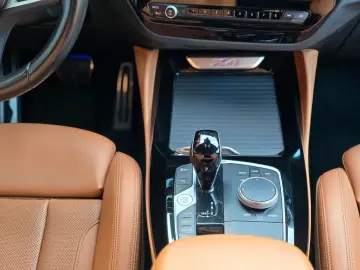 BMW X4 xDrive 20 d M Sport Pano LED AHK Kamera 20