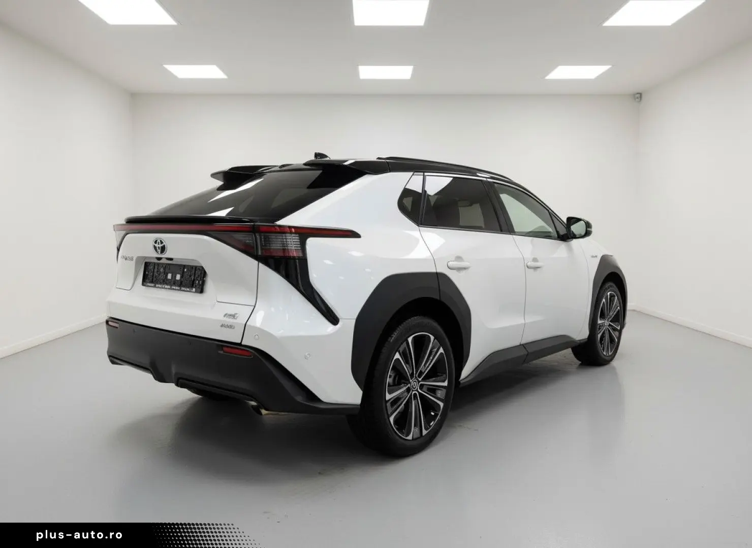 TOYOTA bZ4X Executive Full options  AWD   PANO