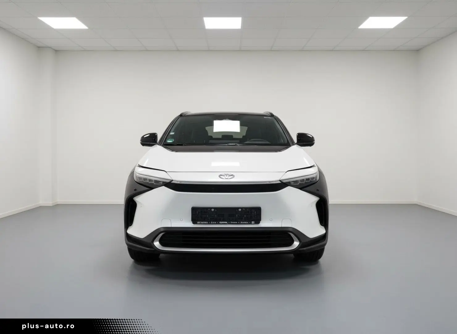 TOYOTA bZ4X Executive Full options  AWD   PANO