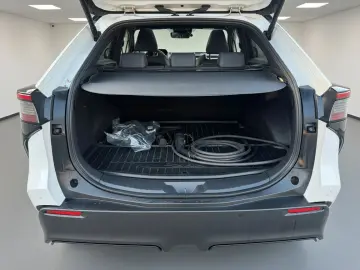 TOYOTA bZ4X Executive Full options  AWD   PANO