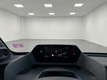 TOYOTA bZ4X Executive Full options  AWD   PANO