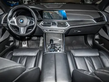 BMW X5 xDrive30d M-Sport AHK Luftfed. HUD Surr.View