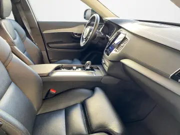 VOLVO XC90 B5 (Diesel) Plus Dark ACC LED Navi SHZ Kam.