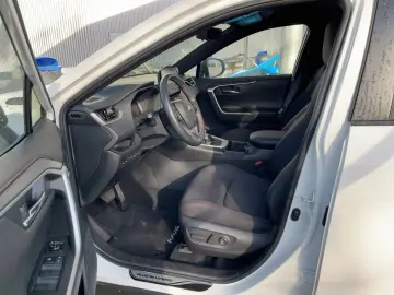 TOYOTA RAV4 2.5 Plug-In Hybrid Comfort HUD Navi 4xSHZ A