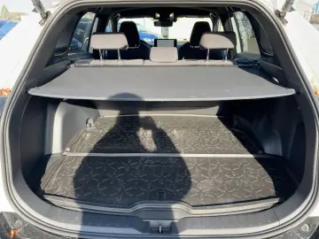 TOYOTA RAV4 2.5 Plug-In Hybrid Comfort HUD Navi 4xSHZ A