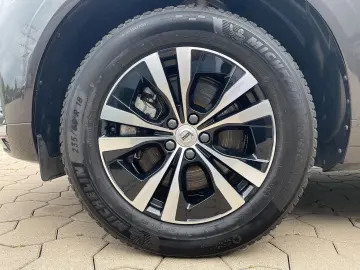 VOLVO XC60 Recharge T6 AWD Thors Hammer Winterpkt. 18