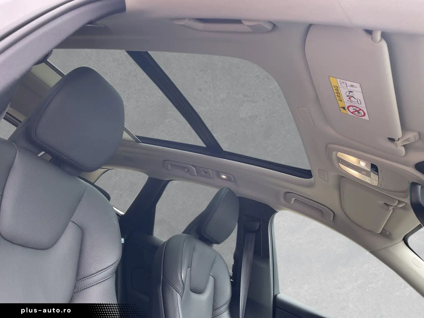 VOLVO XC60 Recharge T6 AWD Thors Hammer Winterpkt. 18