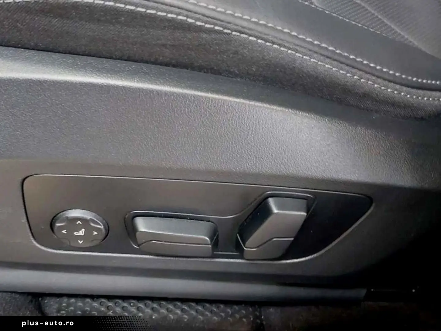 BMW X1 sDrive 20i M Sport Pano HeadUp 360 Kam eSitze