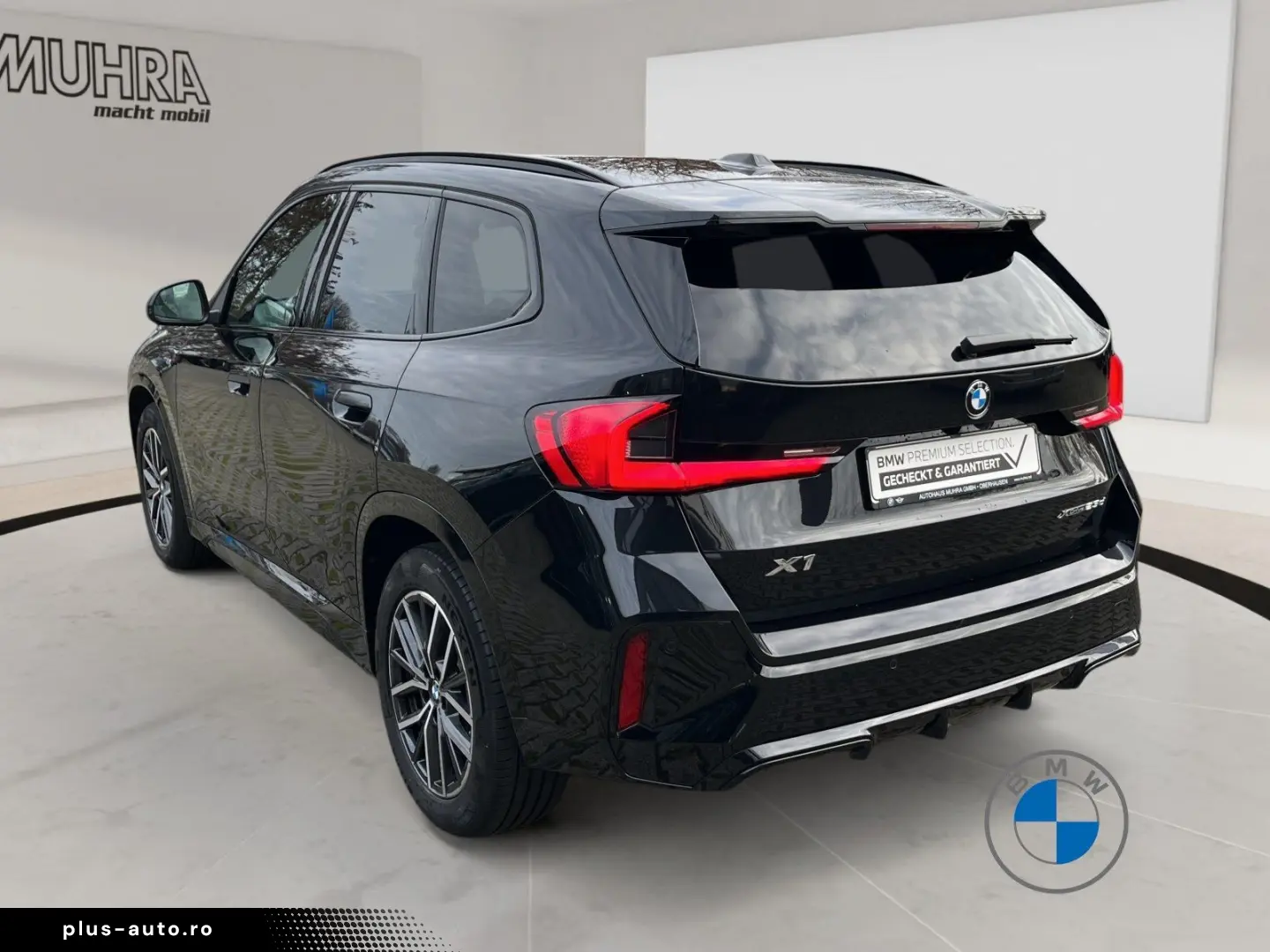 BMW X1 xDrive23d M Sport 18  AHK Pano Massage Memory