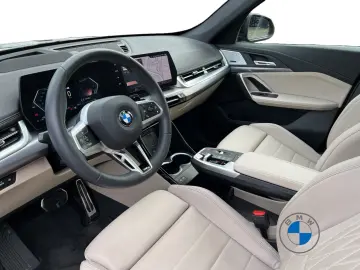 BMW X1 xDrive23d M Sport 18  AHK Pano Massage Memory