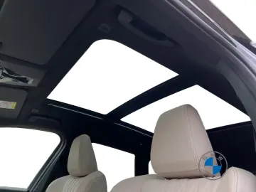 BMW X1 xDrive23d M Sport 18  AHK Pano Massage Memory