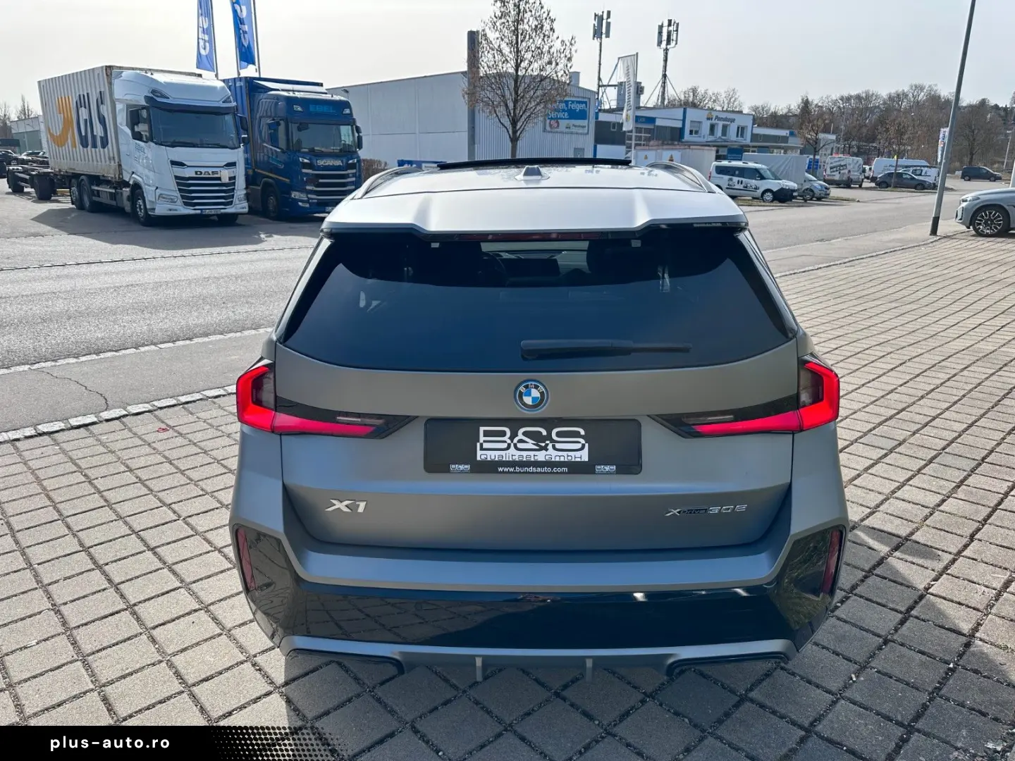 BMW X1 30e xDr M Sport ACC HUD PANO HARMAN AHK VOLL