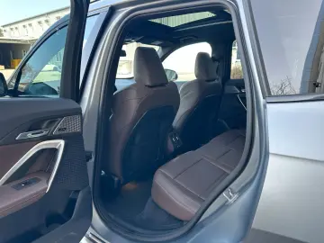 BMW X1 30e xDr M Sport ACC HUD PANO HARMAN AHK VOLL