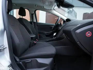 Ford Focus 2.0 TDCI Powershift Titanium