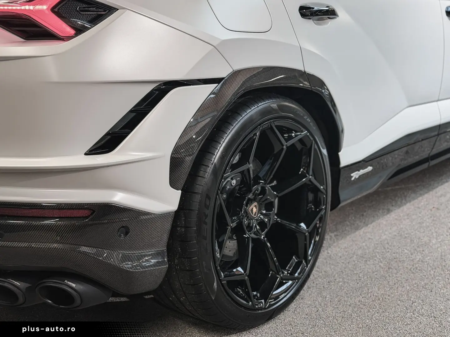 LAMBORGHINI Urus Performante PPF ADAS B&O-3D Head-Up