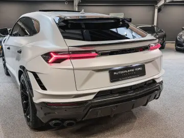 LAMBORGHINI Urus Performante PPF ADAS B&O-3D Head-Up