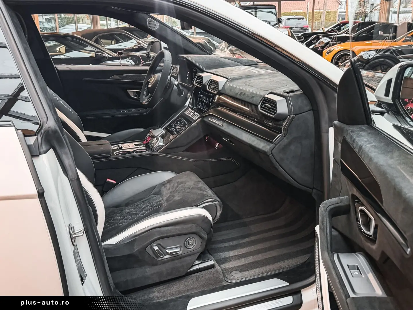 LAMBORGHINI Urus Performante PPF ADAS B&O-3D Head-Up