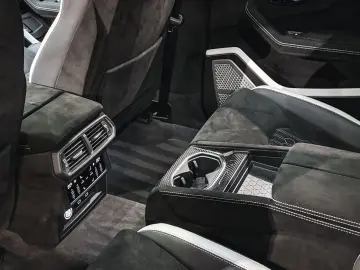 LAMBORGHINI Urus Performante PPF ADAS B&O-3D Head-Up