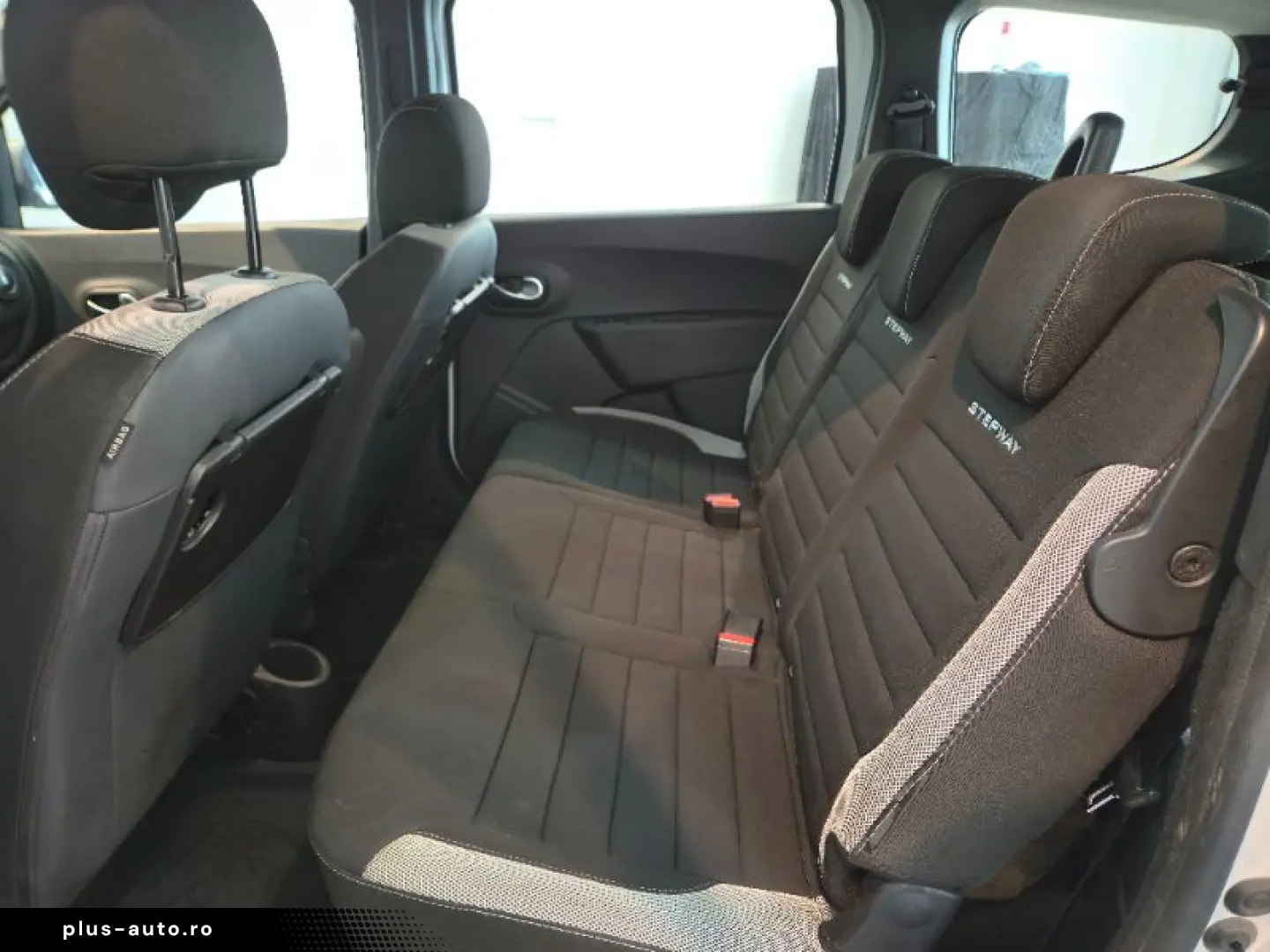 DACIA LODGY 1.5 Blue dCi 115 Stepway 7L