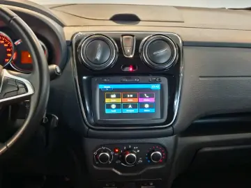 DACIA LODGY 1.5 Blue dCi 115 Stepway 7L