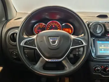 DACIA LODGY 1.5 Blue dCi 115 Stepway 7L