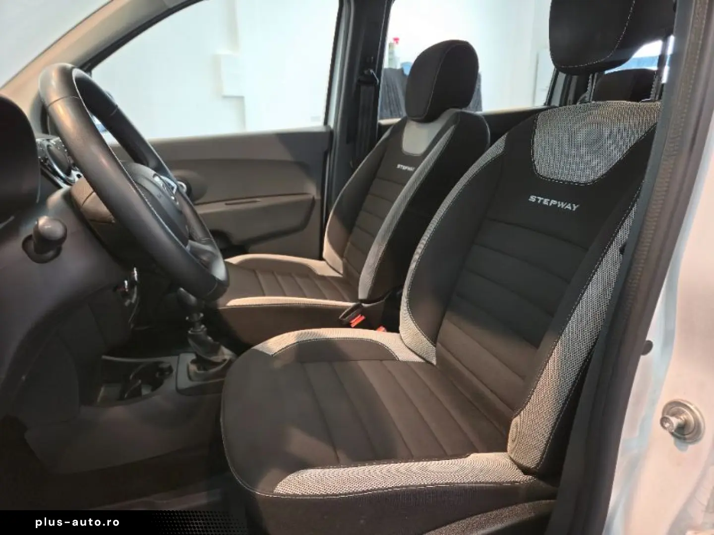 DACIA LODGY 1.5 Blue dCi 115 Stepway 7L