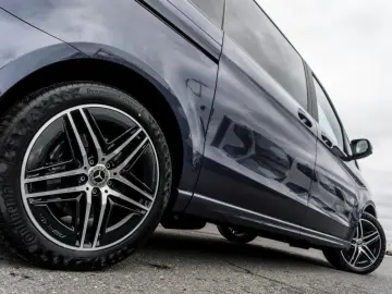 MERCEDES-BENZ V 300 d 4M AVANTGARDE Lang AMG Night 360  AHK