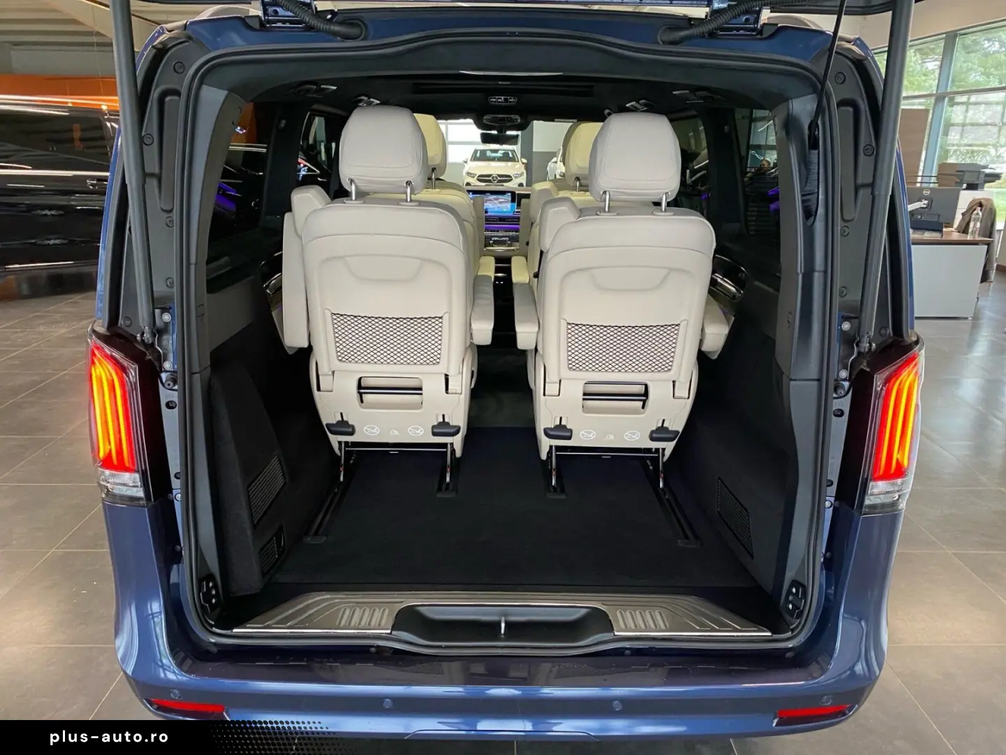 MERCEDES-BENZ V 300 d EXCLUSIVE Lang  AHK STHZ PANO &hellip;