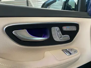 MERCEDES-BENZ V 300 d EXCLUSIVE Lang  AHK STHZ PANO &hellip;