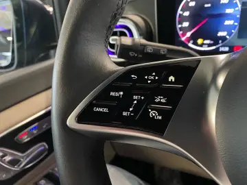 MERCEDES-BENZ V 300 d EXCLUSIVE Lang  AHK STHZ PANO &hellip;